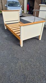 Timber solid frame single bed