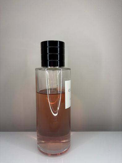 Dior oud ispahan