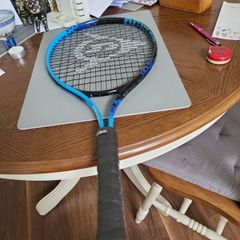 Tennis racket dunlop force.