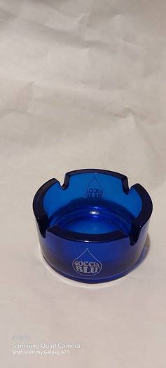 Goccia blu ,ashtray, very good condition see pictures for condition,,21euros price includes post to anywhere in Ireland thank you, or buyer collects cheaper,,,