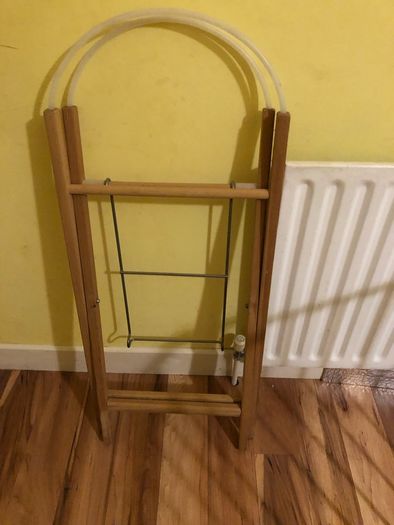 Moses Basket Stand