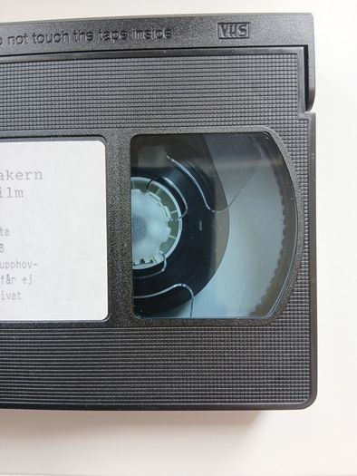 The Texas Chainsaw Massacre 1974 Film. English With Subtitles (Rare Scope Version) Letterbox Black Bars.