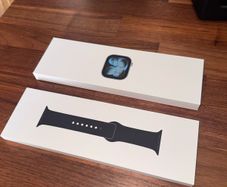 Apple Watch Series 11 46mm Space Gray