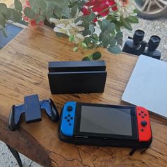 Nintendo swich plus accessories