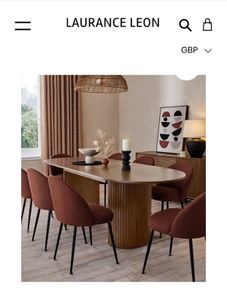 6-8 seater extending Table