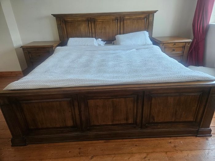 Sleigh Bed Superking