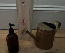 Assortment of house things