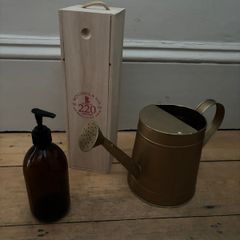 Assortment of house things