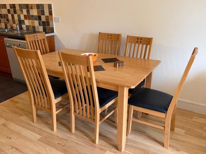Dining table + 6 chairs - set 150 euro but open to offers