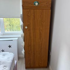 wardrobe single