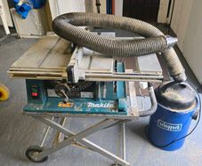 Makita saw on bench
