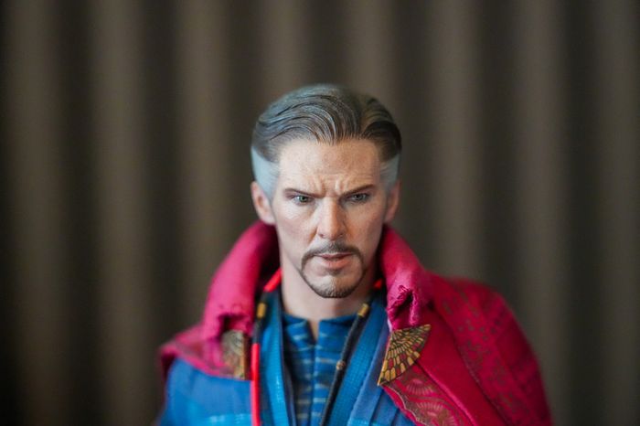 Hot Toys Doctor Strange - Spider-Man: No Way Home  1/6 Scale MMS629