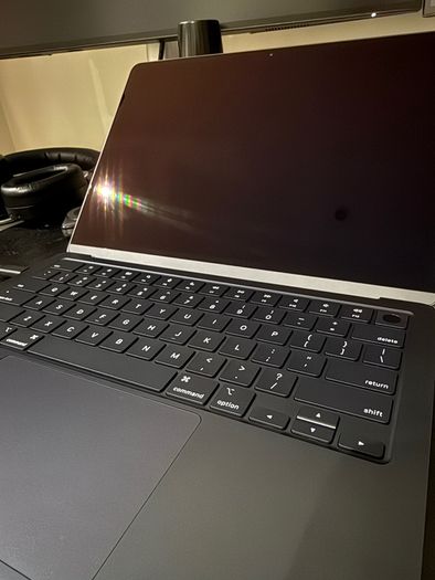 13 Inch Apple M2 Macbook AIR. Midnight Blue, 16/256 GB. Like new condition
