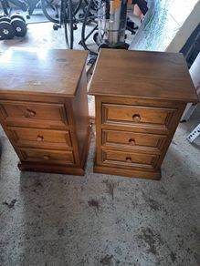 Bedside lockers