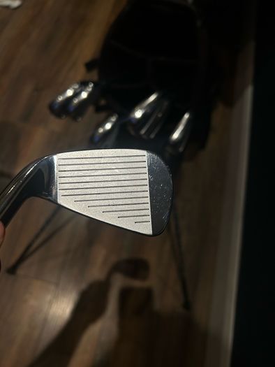 Wilson Staff Cb Golf Irons 4-Pw Stiff Shafts