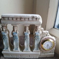 Lovely Caryatids Clock