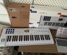 Arturia Keylab Mk3 49 Midi Keyboard Controller