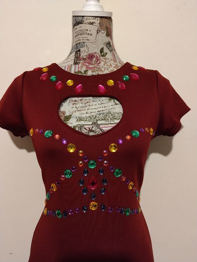 Beautiful Bodycon Dress, New With Tags