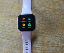 Fitbit Versa 2 Health & Fitness Smartwatch