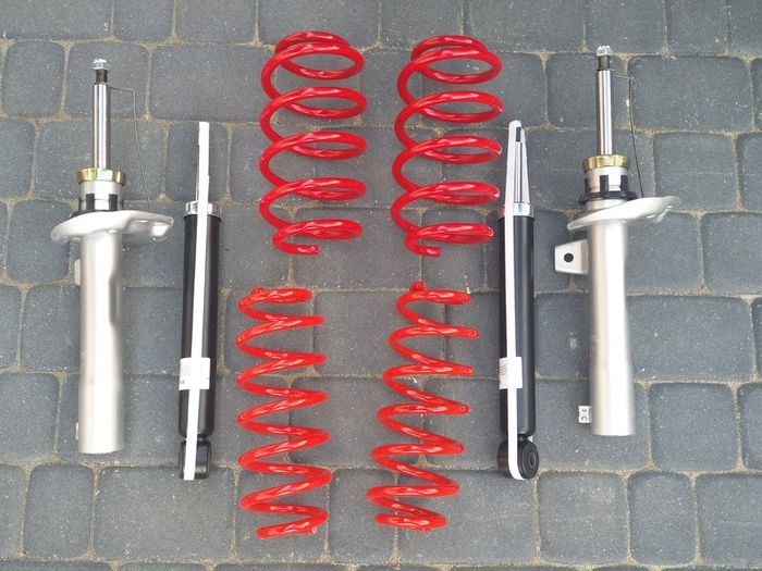 VW TIGUAN Lowering Kit (springs + shorter shocks), High Quality Made in Germany