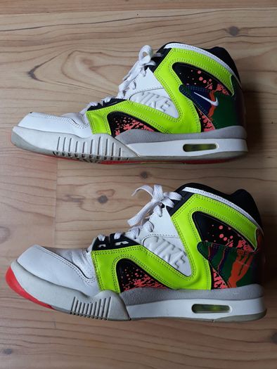 Nike Air Tech Challenge Hybrid Volt (2014) Size UK-8/EUR-42.5 653873-100 White/White-Volt-Hot Lava-2014