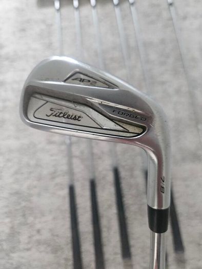 Titleist Ap2 718