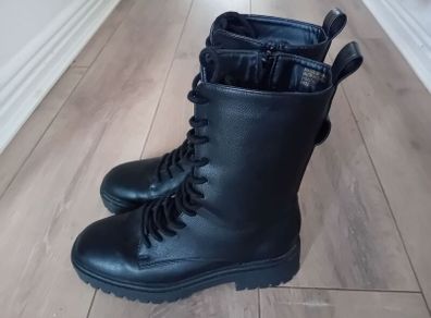 Leather Boots UK5