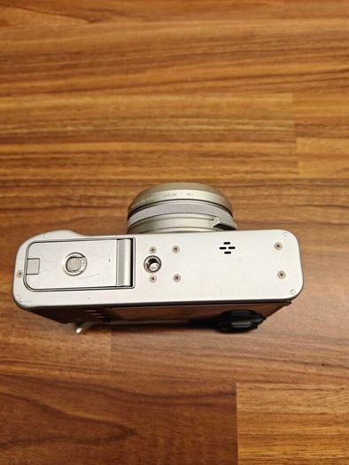 Fujifilm X100V