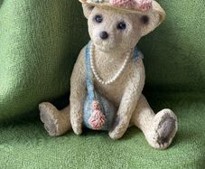 Stone Cutters (US) Ceramic Teddy Bear with Bonnet