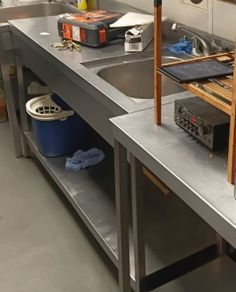 Stainless steel catering sink unit