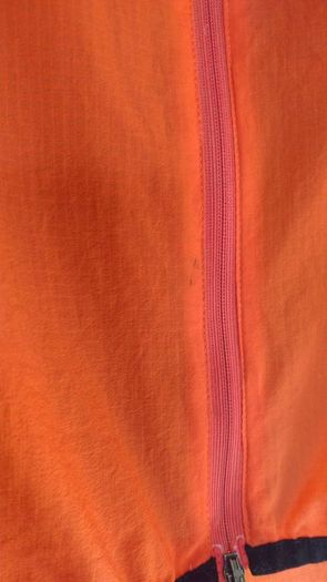 Giro Gilet size small Orange lightweight wind resistant cycling vest On3n3ss