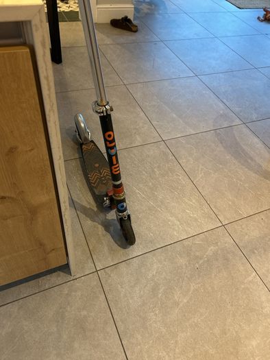 Micro Scooter