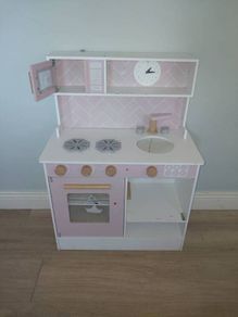 kids kitchen