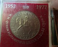 1952 1977 Queen Elizabeth Silver Jubilee Crown