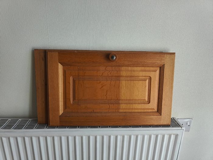 Kitchen cabinet doors and drawer fronts