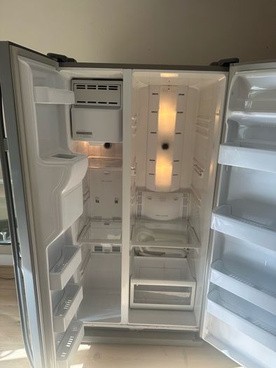 samsung fridge for Free collection only