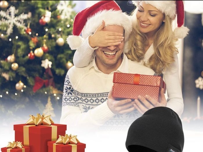 Bluetooth 5.0 Music Beanie, Men Women Bluetooth Winter Warm Knit Hat with Stereo Headphones and Microphone Hands Free Talking Santa Gift Ideas Gadgets for Him Husband Dad (FREE POSTAGE)