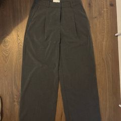 H&M grey trousers with darts size 10 / EU 38