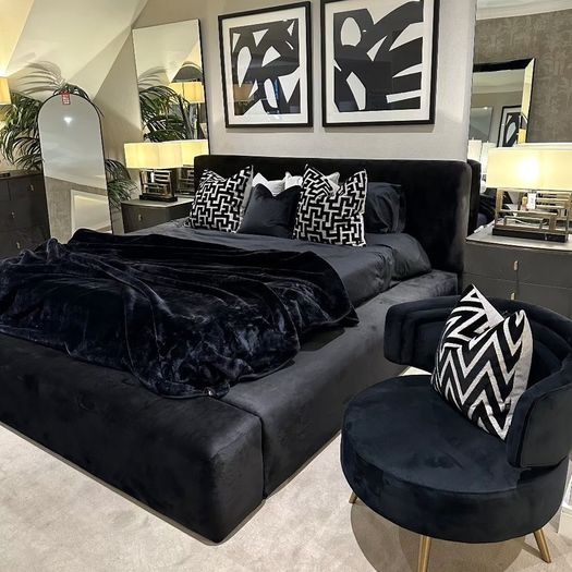 Gas lift super king ottoman bed brand new half price
