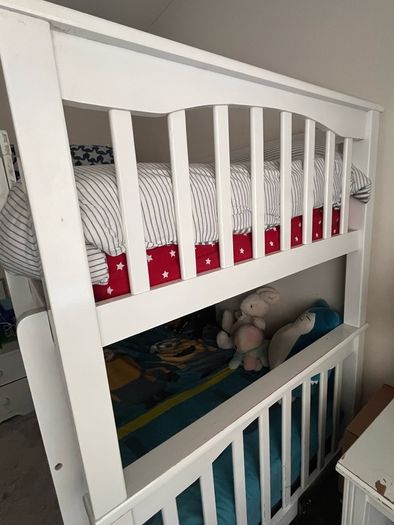 White single bunkbeds