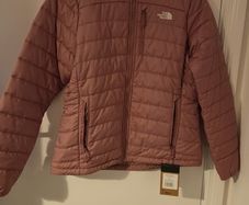 woman's The North Face Jacket