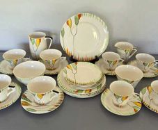 Myott, Son & Co. of England Art Deco  31 piece Set