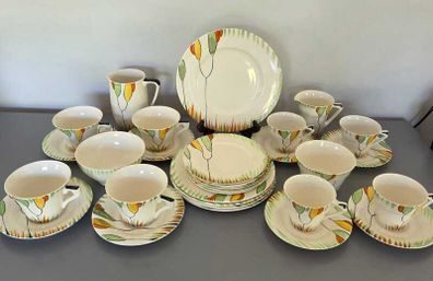 Myott, Son & Co. of England Art Deco  31 piece Set