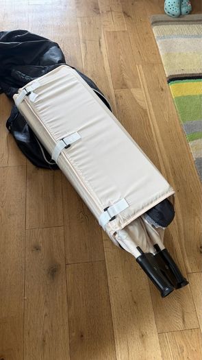 Travel cot, Hauck