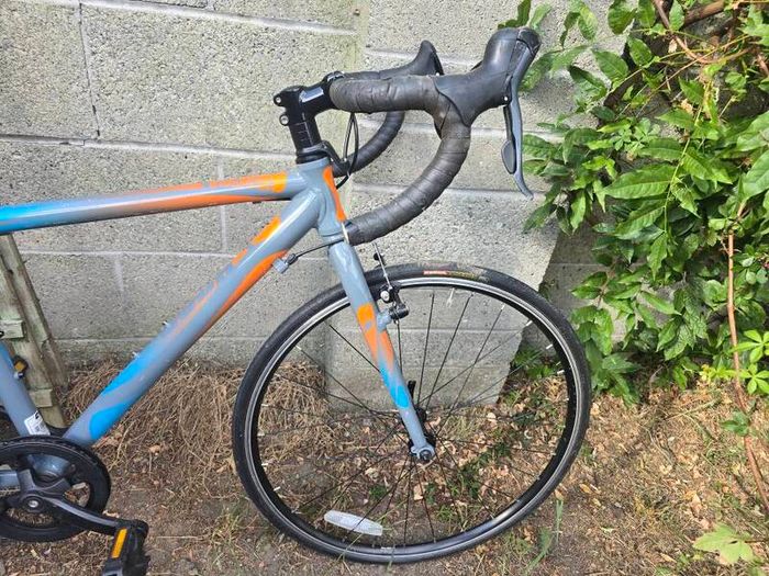 Cuda CP26R junior road bike