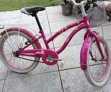 Girls bike