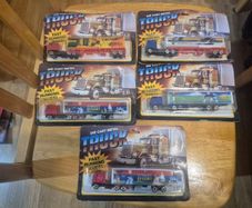5 Collectable Die Cast Trucks