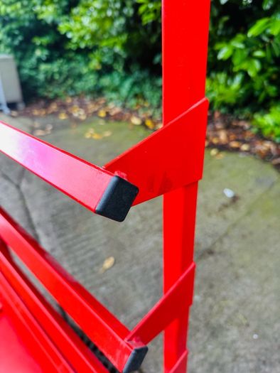 Large Shop Display Stand Mirror Above And Lockable Base