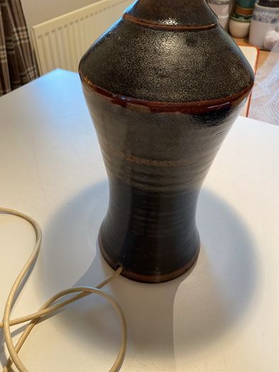 Table lamp