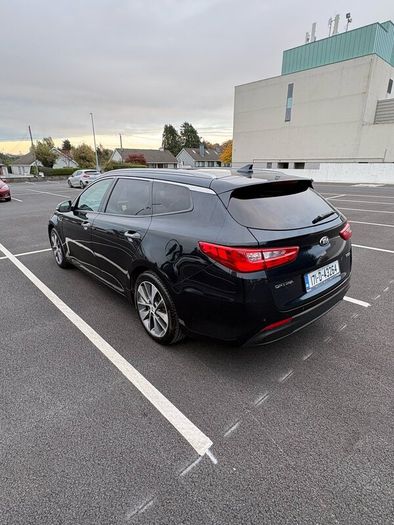 Kia optima sport wagon